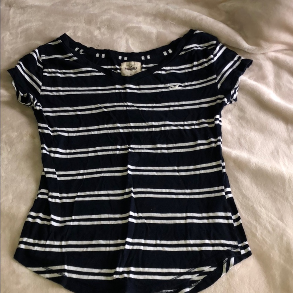 Hollister t-shirt